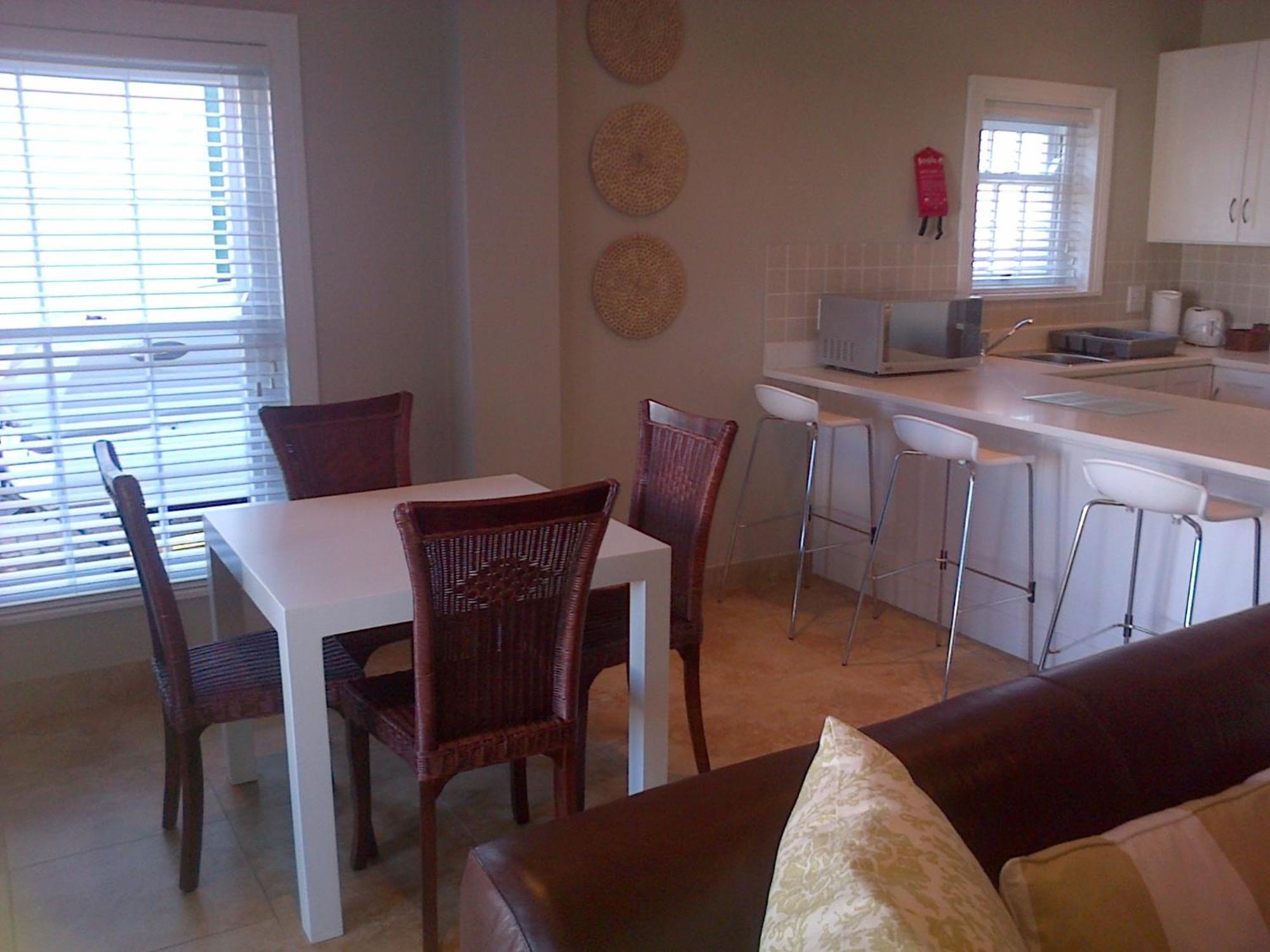 Kenjockity Self Catering Apartments Hermanus Phòng bức ảnh