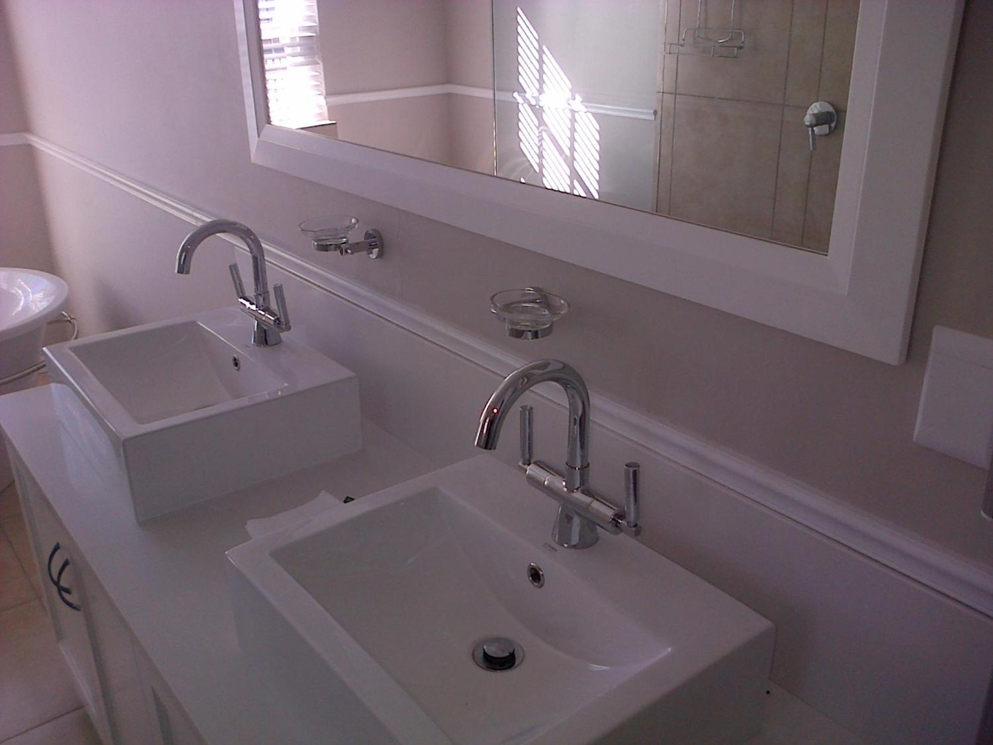 Kenjockity Self Catering Apartments Hermanus Phòng bức ảnh