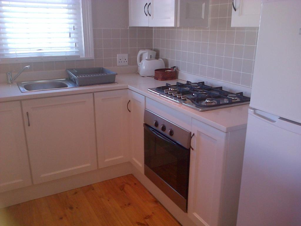 Kenjockity Self Catering Apartments Hermanus Ngoại thất bức ảnh