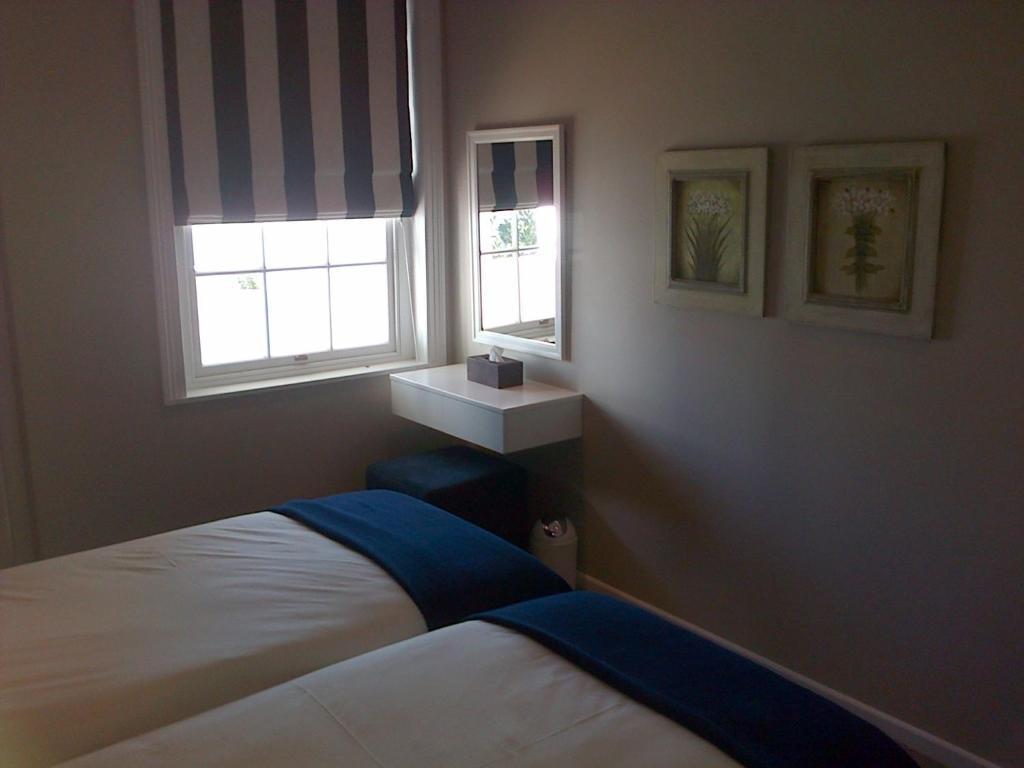 Kenjockity Self Catering Apartments Hermanus Ngoại thất bức ảnh
